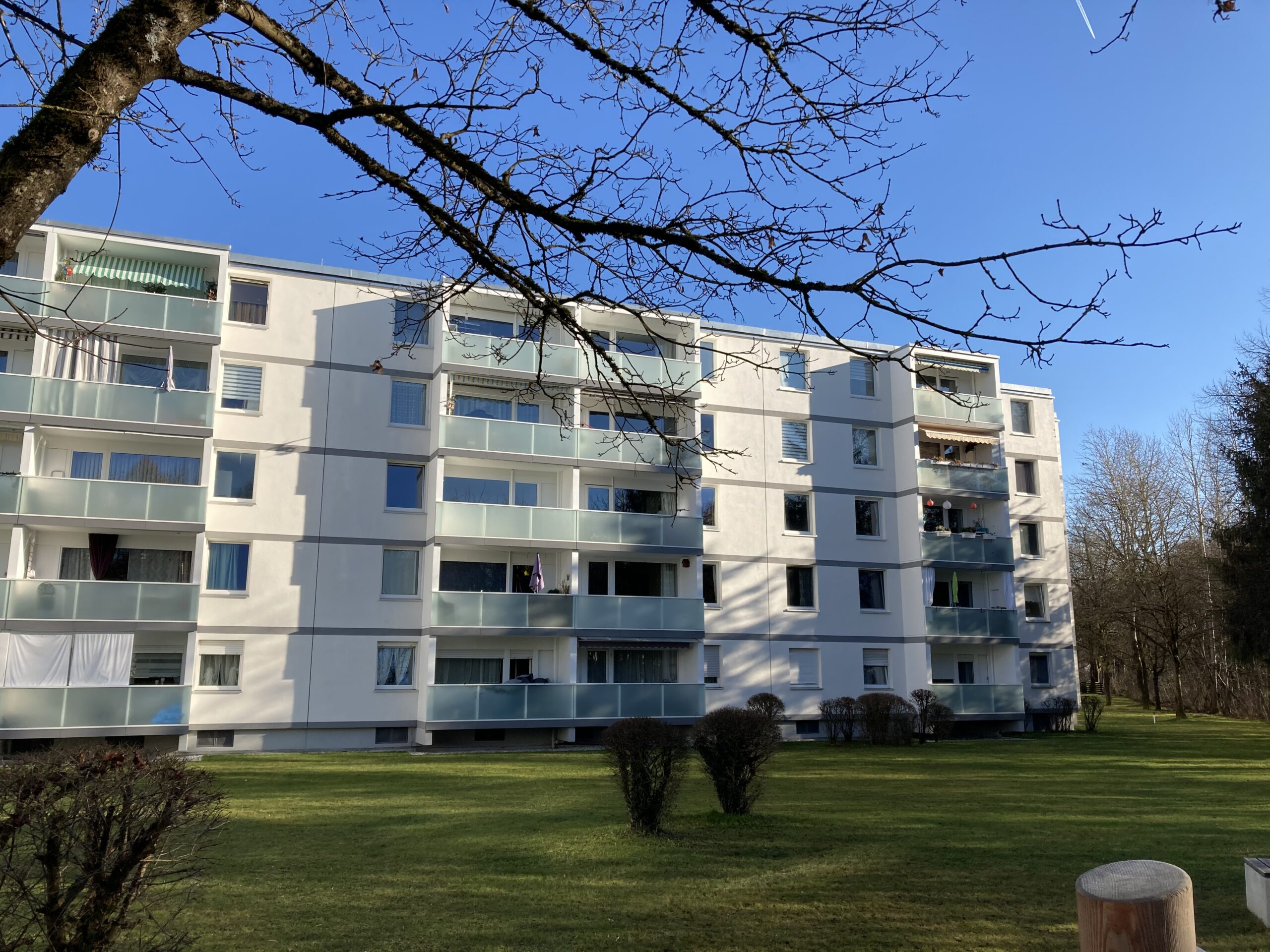 Gebäudeansicht Heiglhofstraße 90–98 nach der Sanierung